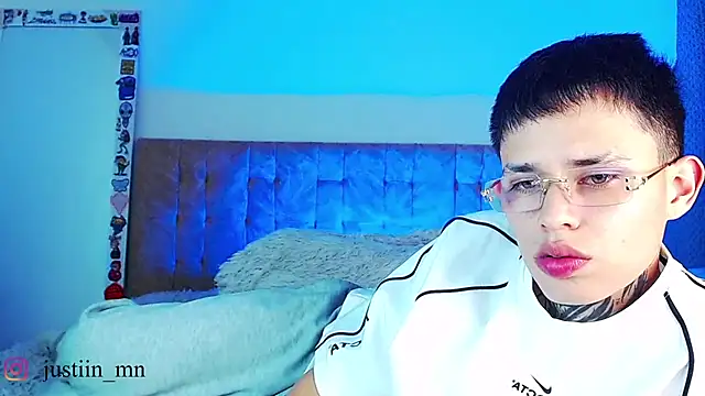 _justinmoon2: διαδικτυακό σόου στην κάμερα