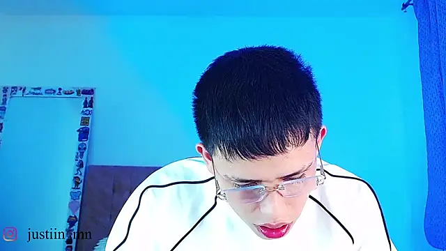 Pokazy przed kamerką – _justinmoon2