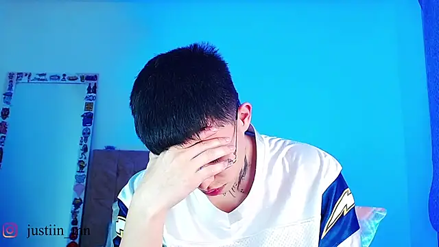 _justinmoon2: διαδικτυακό σόου στην κάμερα
