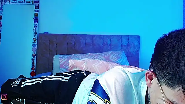 Show modela _justinmoon2 na web-kameri