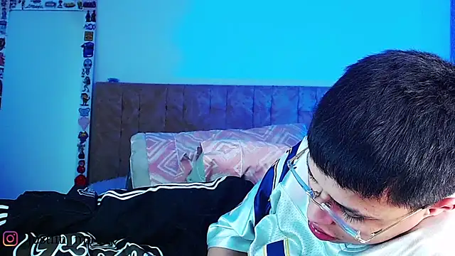 _justinmoon2: διαδικτυακό σόου στην κάμερα