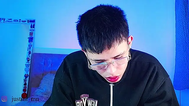 عرض كام _justinmoon2
