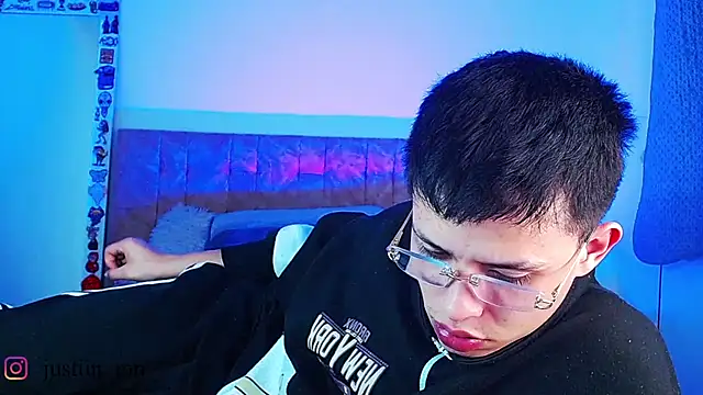 _justinmoon2's Webcam Show