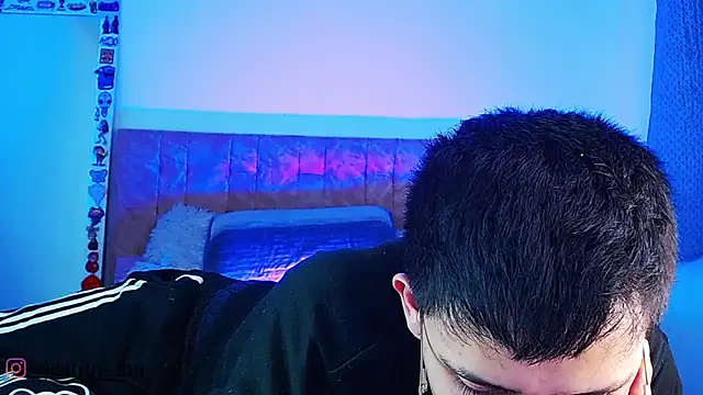 הופעת וובקאם של _justinmoon2