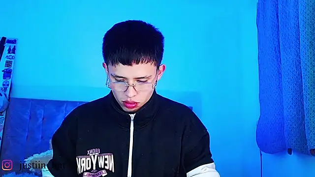 _justinmoon2のウェブカメラショー