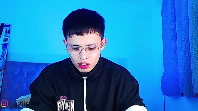 _justinmoon2 Adlı Modelin Web Kamerası Şovu