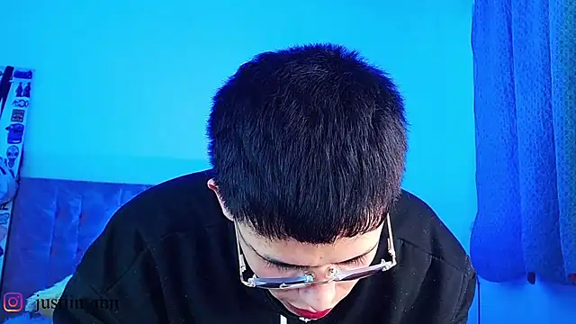 הופעת וובקאם של _justinmoon2