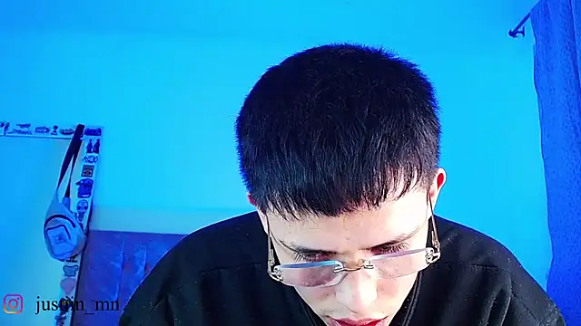 Show modela _justinmoon2 na web-kameri