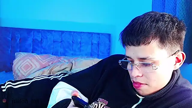 _justinmoon2's Webcam Show