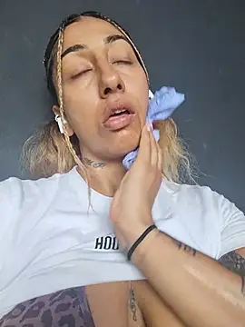 Hotasiansensation 现场XXX聊天