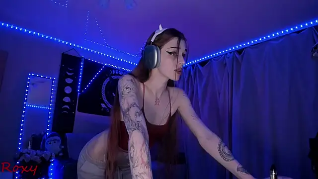 wet_dream_ Chat XXX live