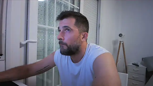 Show modela alex877x na web-kameri