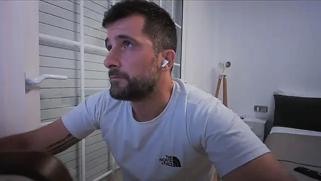 alex877x Show Webcam