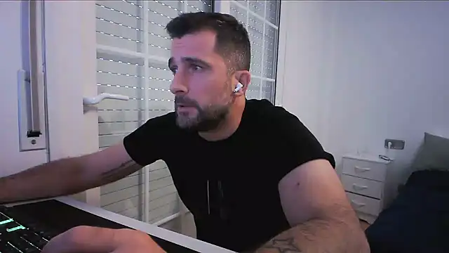 Вебкам-шоу alex877x