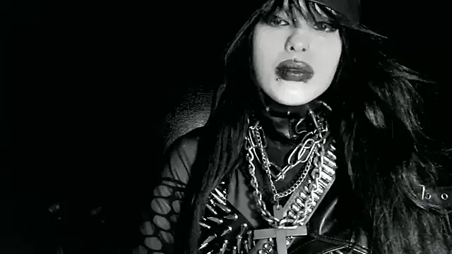 XXIOUX Adlı Modelin Web Kamerası Şovu