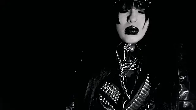 XXIOUX's Live XXX Chat