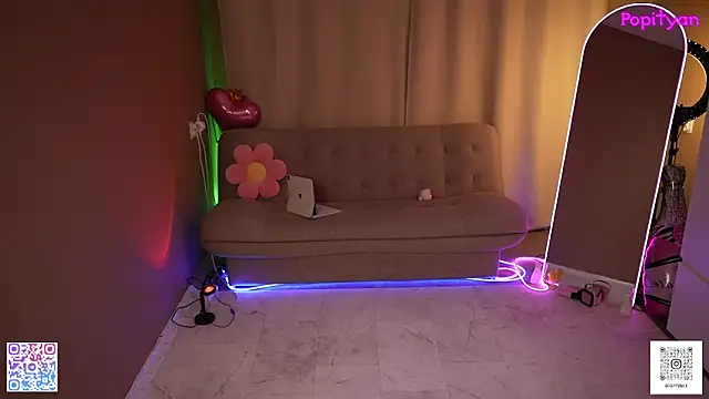חדר צ'אט בשידור חי של popityan1