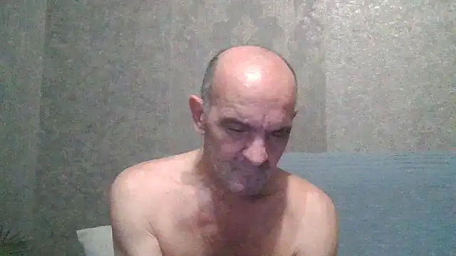Show modela skorpibg65 na web-kameri