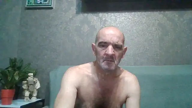 Show modela skorpibg65 na web-kameri