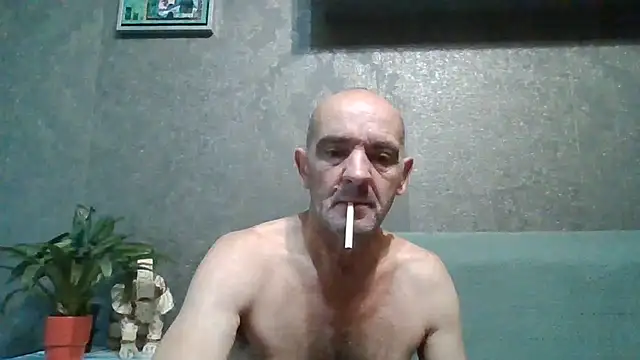 Show modela skorpibg65 na web-kameri