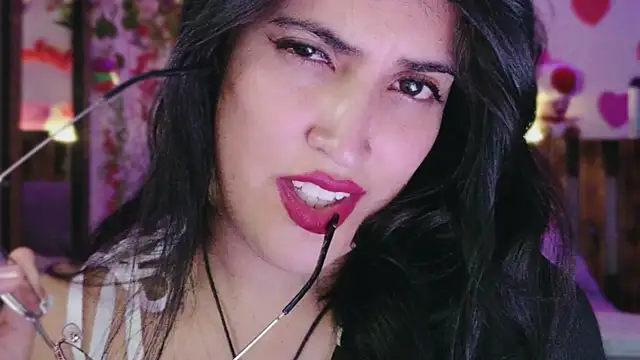 Živý XXX chat AzaharJaan