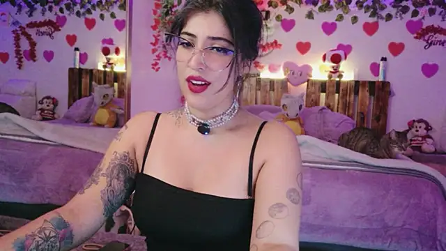 AzaharJaan's Live XXX Chat
