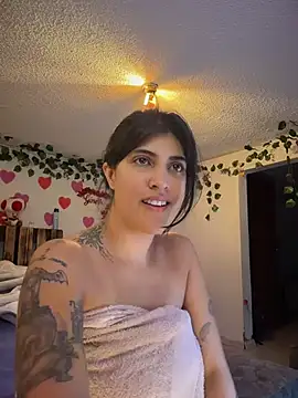 AzaharJaan's Live XXX Chat