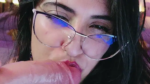 Chat XXX ao vivo de AzaharJaan