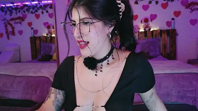 AzaharJaan's Live XXX Chat