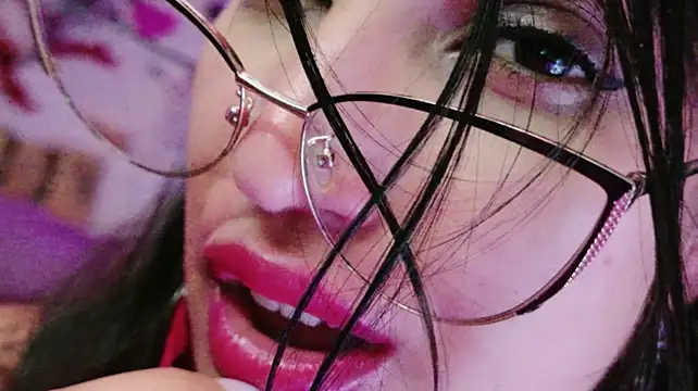 AzaharJaan 即時 XXX 聊天