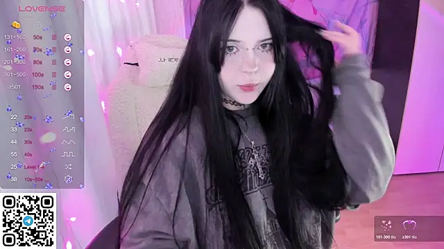 SelenaCute's Live XXX Chat