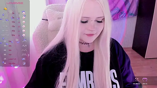 Chat +18 de SelenaCute ao vivo