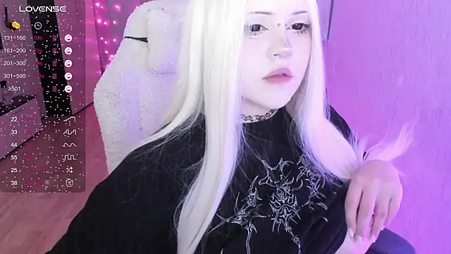SelenaCute live XXX chat