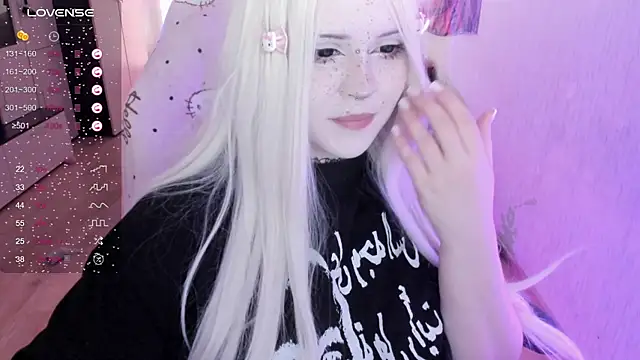 SelenaCute's Live XXX Chat