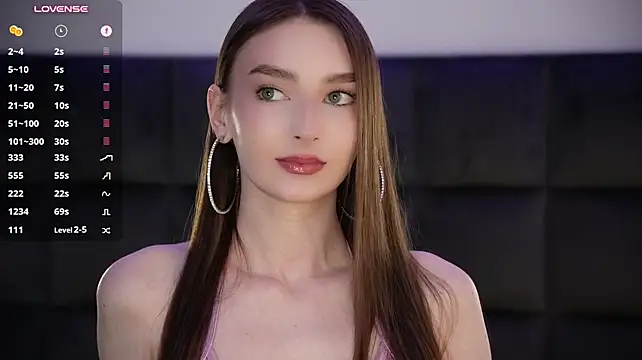 GoldieHarrington's Live XXX Chat