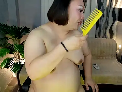 FATLUCY's Webcam Show