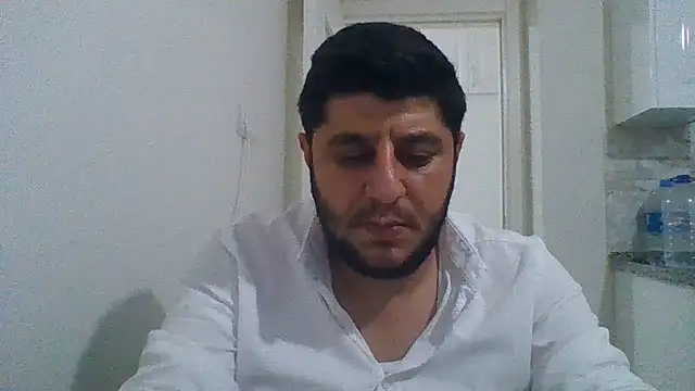 Webkamerová show erkekkkadam