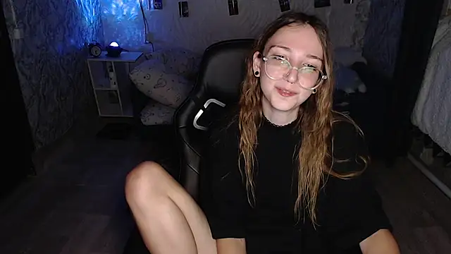 AmeliaKamishiro – Naživo XXX chat