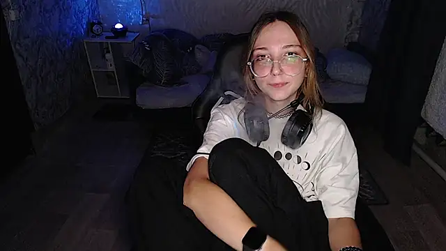 Chat +18 de AmeliaKamishiro ao vivo