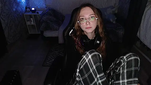 AmeliaKamishiro Chat XXX live