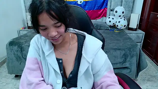 laureentt_'s Live XXX Chat