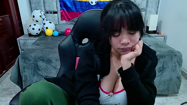 laureentt_'s Live XXX Chat