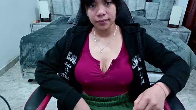 laureentt_ Chat XXX in diretta