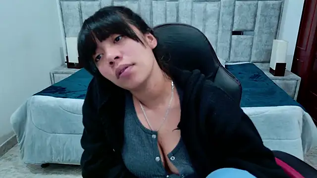 laureentt_ Live XXX Chat