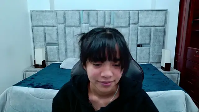 Živý XXX chat laureentt_