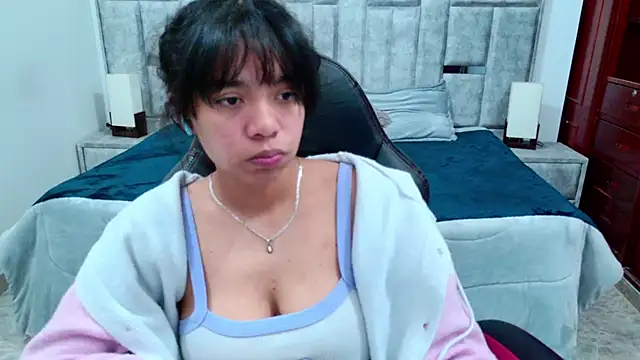 laureentt_ Chat XXX live