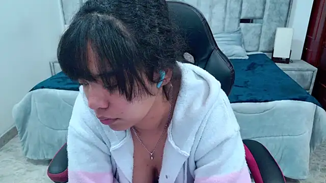 Živý XXX chat laureentt_