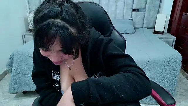 Živý XXX chat laureentt_