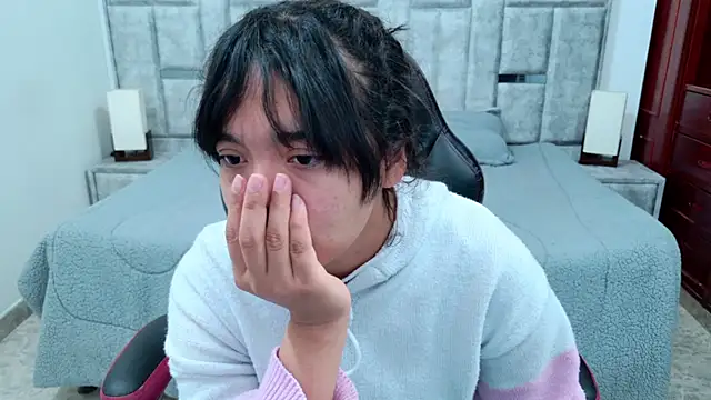 laureentt_'s Live XXX Chat