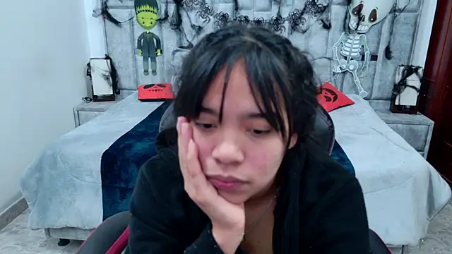 Chat XXX en directo de laureentt_